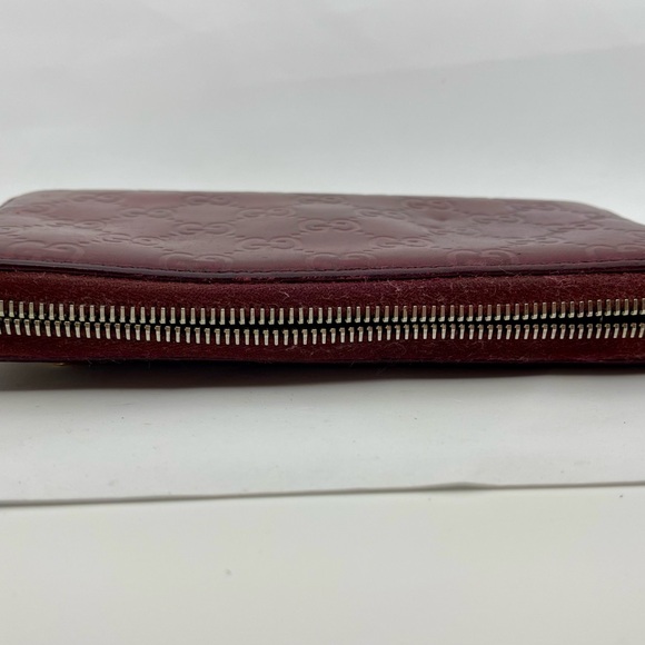 🚫🚫SOLD🚫🚫Custom Gucci Embossed Burgundy Leather Zip Around Wallet on Chain - Picture 10 of 16